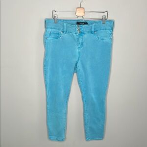 Torrid Blue Denim Cropped Ankle Jeans